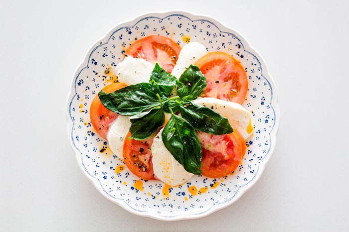 salade tomate mozarella : recette healthy pour le soir