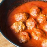 boulettes de viande en sauce à la tomate : recette de cuisine facile