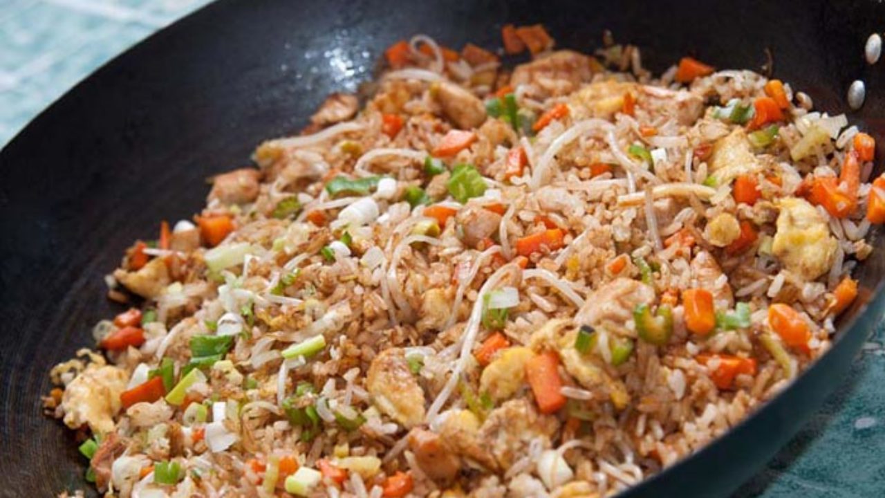 Comment préparer le vrai riz cantonais traditionnel ET l'erreur que l'on  fait tous sur son origine - Cuisine Actuelle