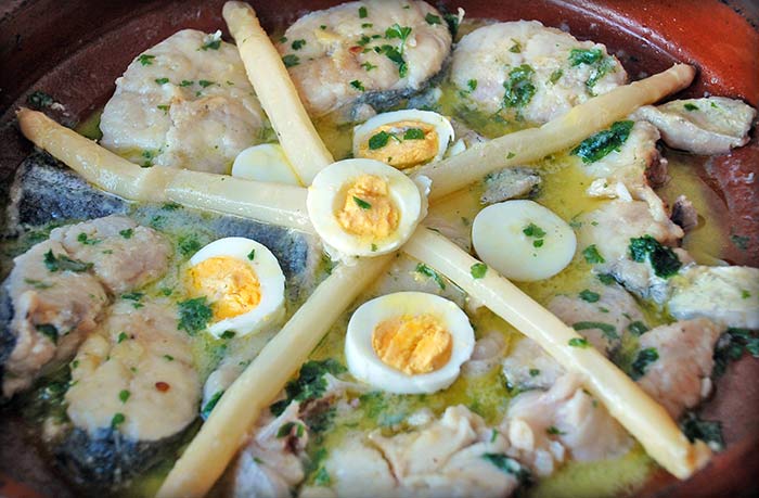 merlu en sauce verte : recette espagnole traditionnelle